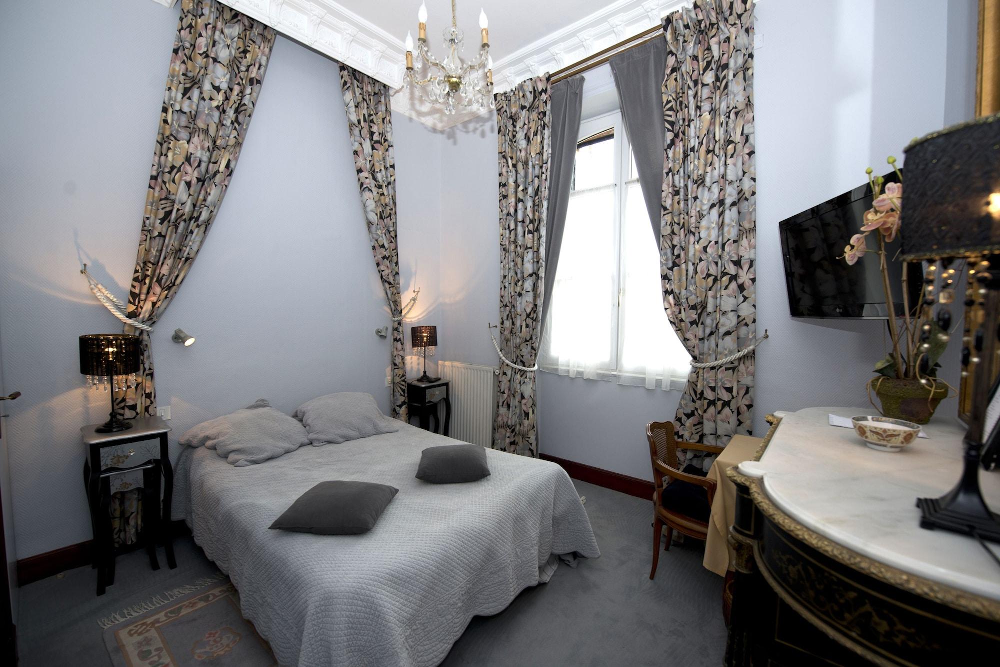 Cit'Hotel Marie Stuart Ла-Рош-сюр-Йон Экстерьер фото